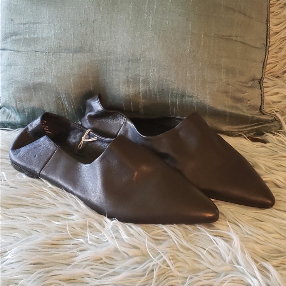 Hm genuine leather flats